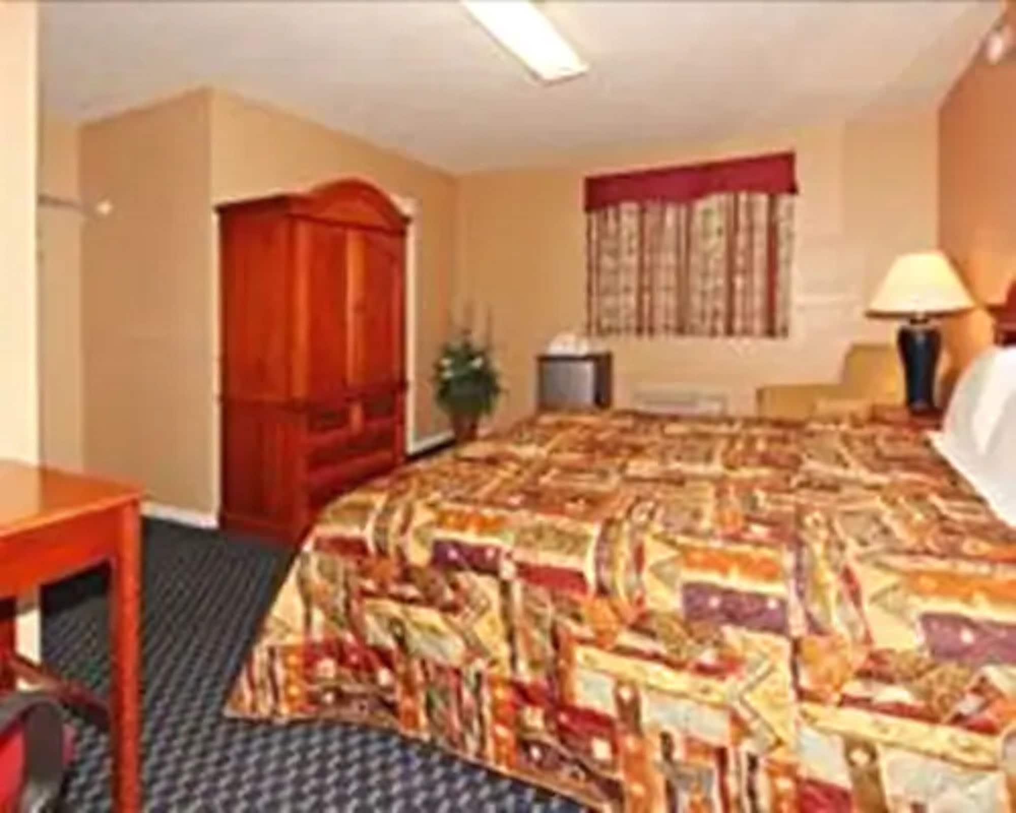 The Regal Inn & Suites Rosedale Exterior photo